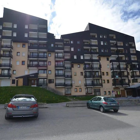 Pour 4 Aux Ménuires, Rénové, Vue Montagne - Fr-1-452-255 *